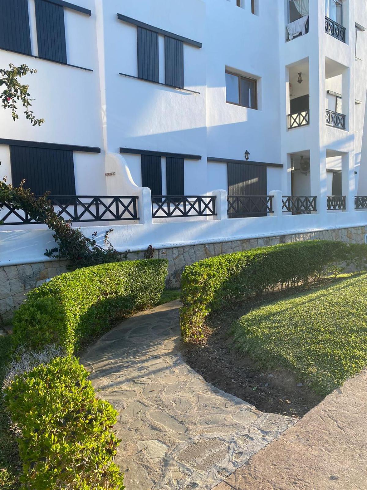 Appartement En Residence Lilacs Garden Avec Clim Et Wifi Cabo Negro Exterior photo